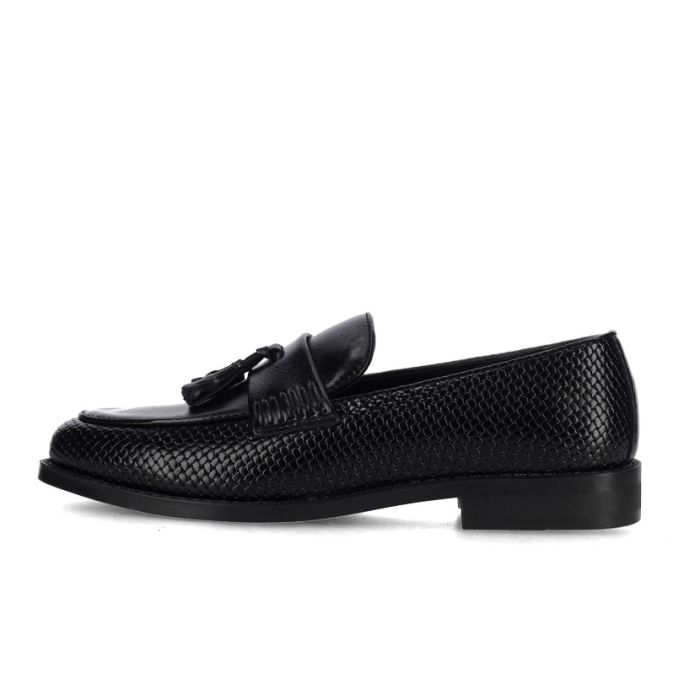 CRO821B-P-CROUCH-TASSLE-LOAFER-BLK-BP4220-V1