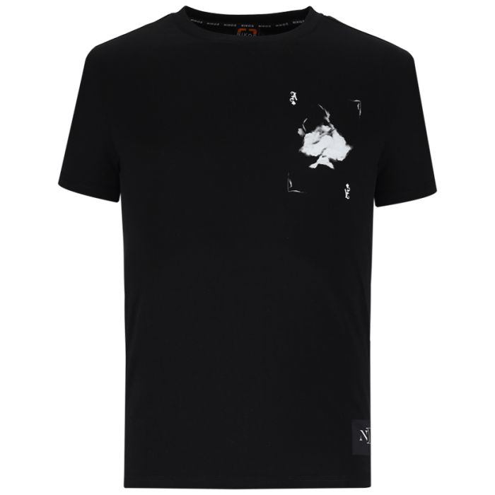 KOS1517B-NIKOS-DICE-TEE-BLK-NKW25-010A-V1 KOS1517B-NIKOS-DICE-TEE-BLK-NKW25-010A-V1